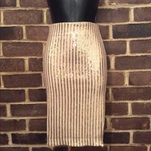 Guess Gold Sequin Pencil Skirt